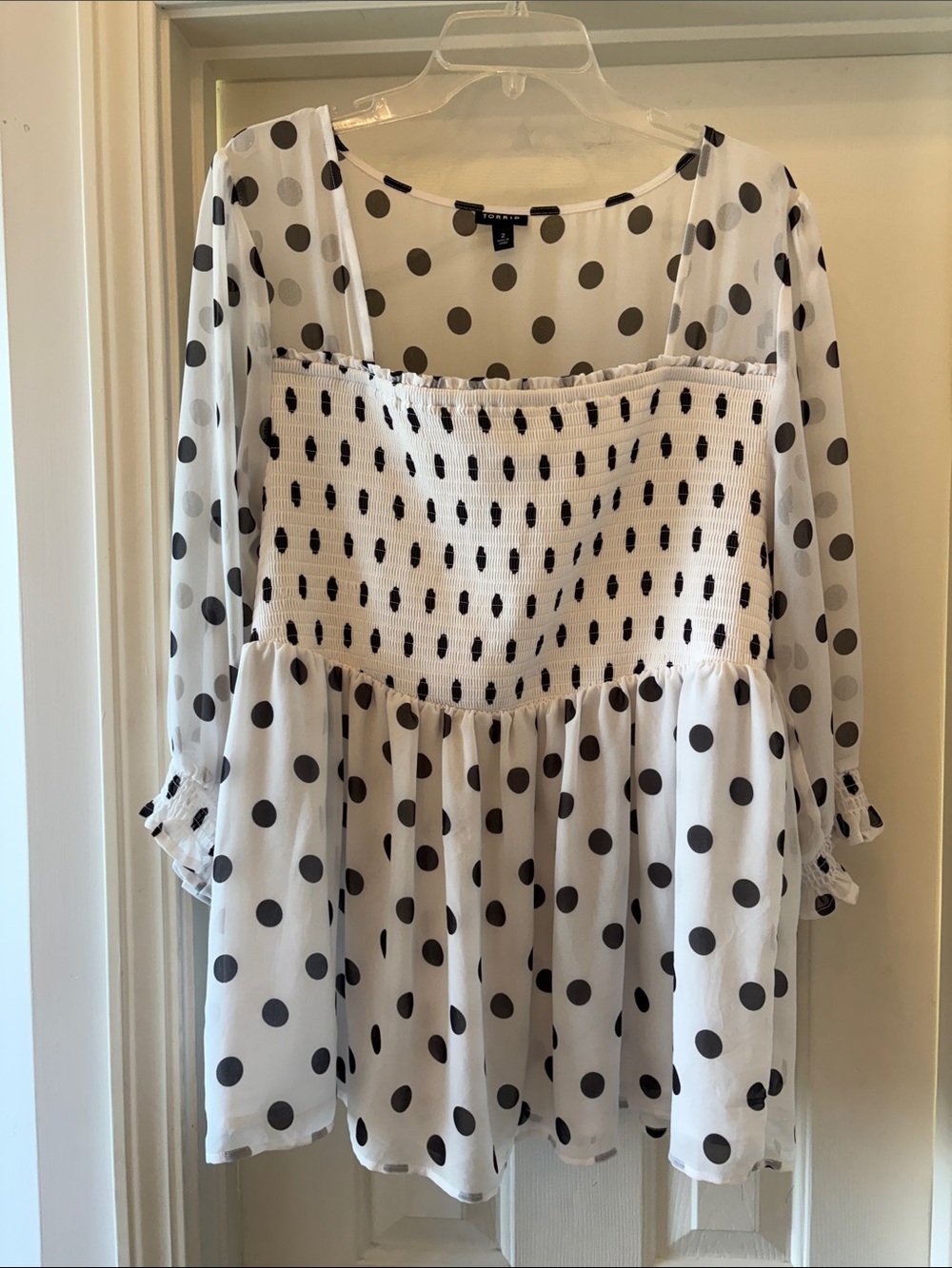 Torrid size 2 White Black Polka Dot Smocked Babydoll Blouse 2x